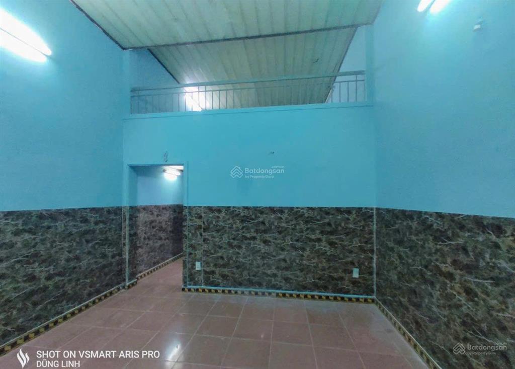 Nhà 76,4 m2  shr  đường 5m  cách đường lớn 150m, gần trường  tại phường thới an  tp. hcm