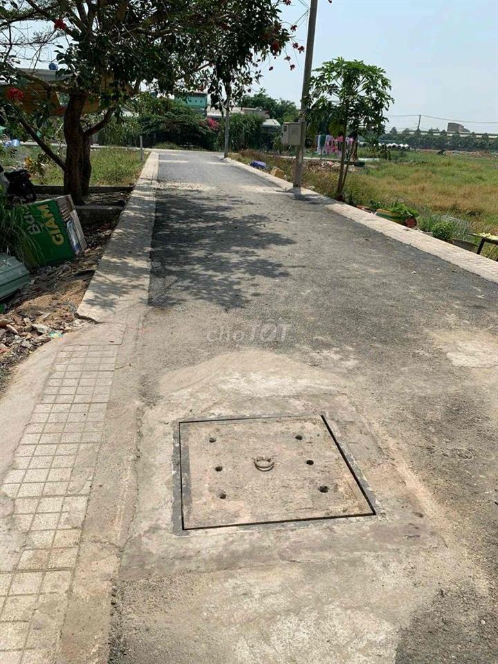 Bán lô đất 103,4m2 full thổ cư đường nhựa 6m giá 4,05tỷ