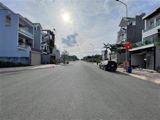 Bán gấp nhà 2 lầu | kdc sát làng đại học | đông hòa dĩ an | dt 125m | mt 24m | 6,5ty