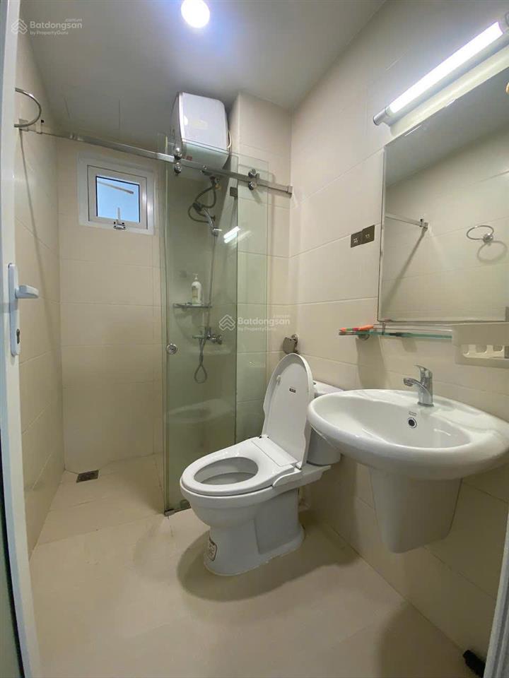 Bán căn hộ moonlight boulevard, 3tỷ630 full nội thất 2pn2wc, giá cực chất đẹp, nhiều tiện ích