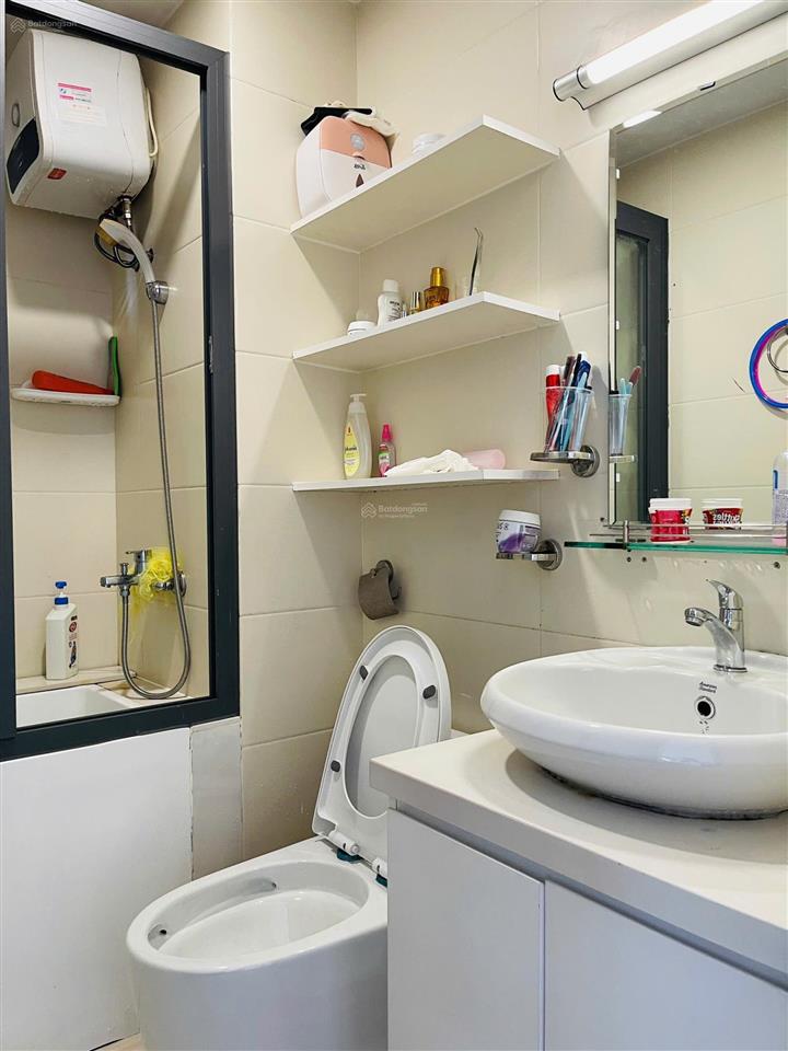 Cho thuê 2pn  2wc full nội thất giá 12 triệu, moonlight boulevard, bình tân