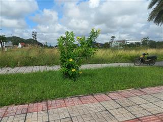 Bán nhanh lô đất kđt mới hà tiên, xã pháo đài, kiên giang. dt 125m2, đất đẹp, giá 900 triệu