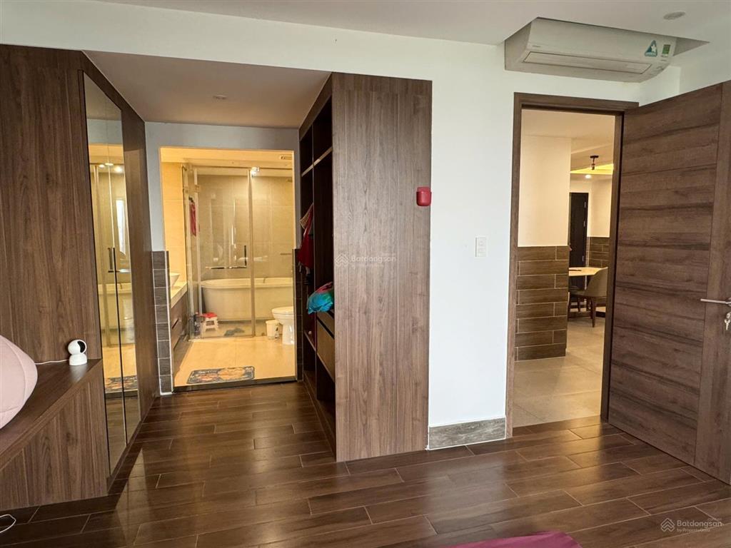 Căn hộ sân vườn, view trọn trung tâm, 80m2 thông thủy + 36m2 sân vườn, hàng hiếm
