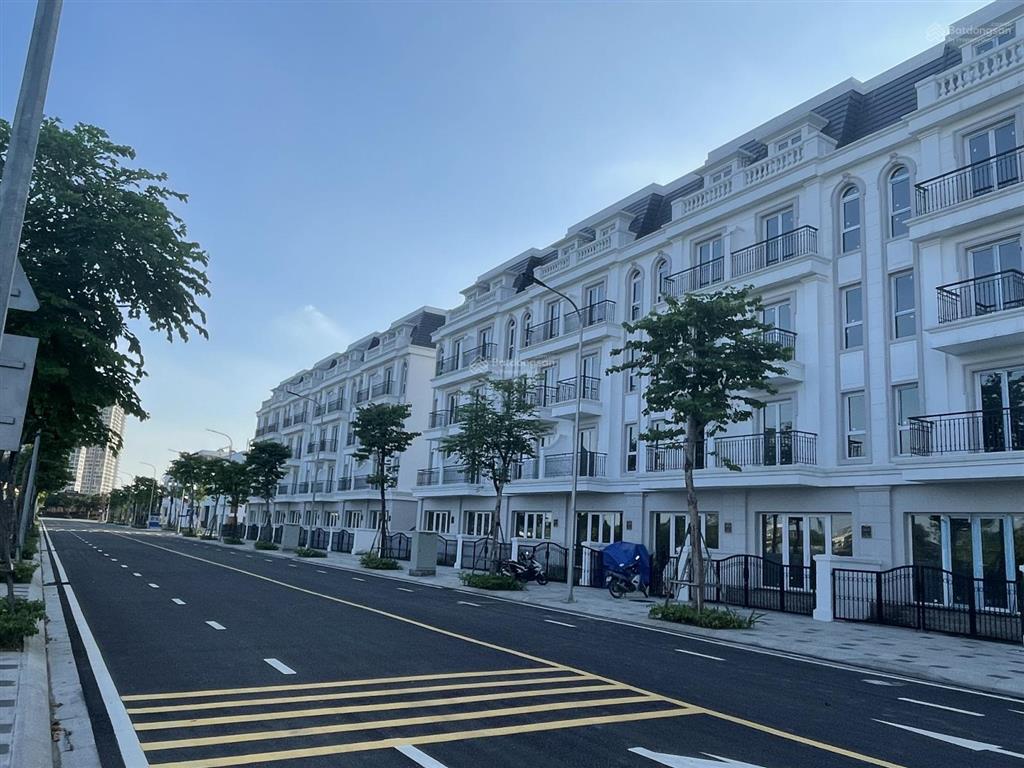Bán gấp lk góc bán trắng dtích 106,5m2 / mt 20m xây 5 tầng kinh doanh siêu đỉnh