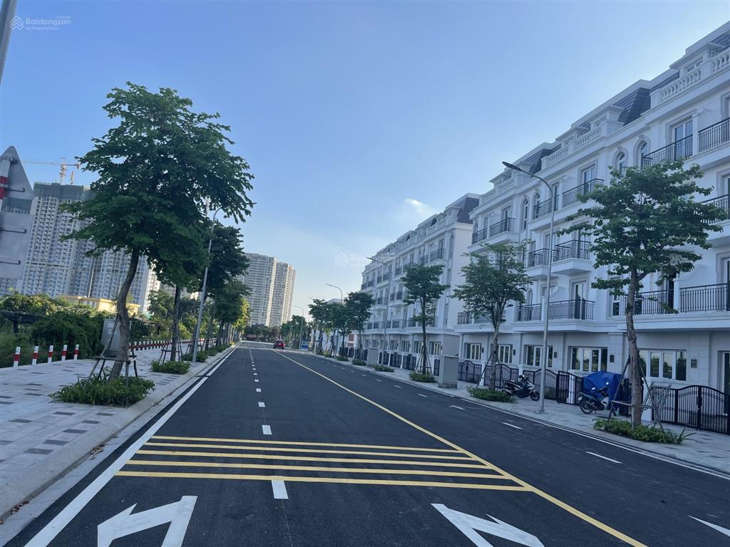 Bán gấp lk góc bán trắng dtích 106,5m2 / mt 20m xây 5 tầng kinh doanh siêu đỉnh