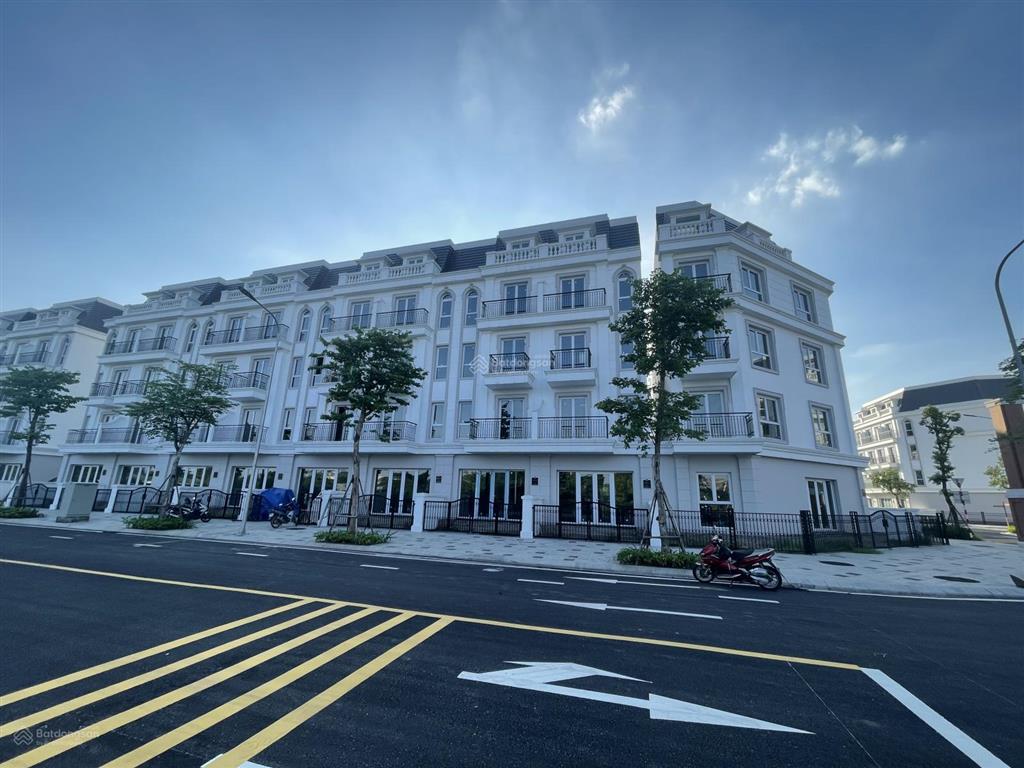 Bán gấp lk góc bán trắng dtích 106,5m2 / mt 20m xây 5 tầng kinh doanh siêu đỉnh
