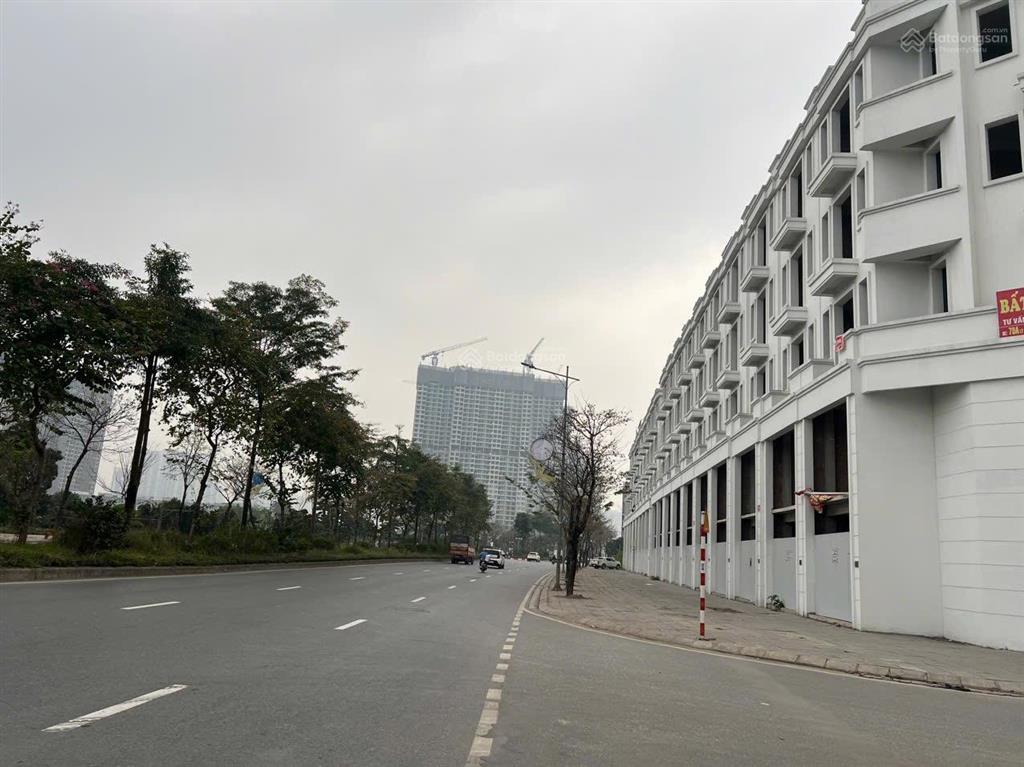 Cần bán gấp nhà mp lý thánh tông dt 94,5m2 /2 mt 5m xây 6 tầng kinh doanh tốt, sổ đỏ giá đầu tư