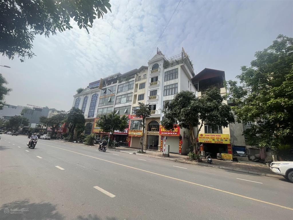 Cần bán gấp nhà mp thành trung 7 tầng có 1 hầm, mt 6m kinh doanh siêu đỉnh giá đầu tư