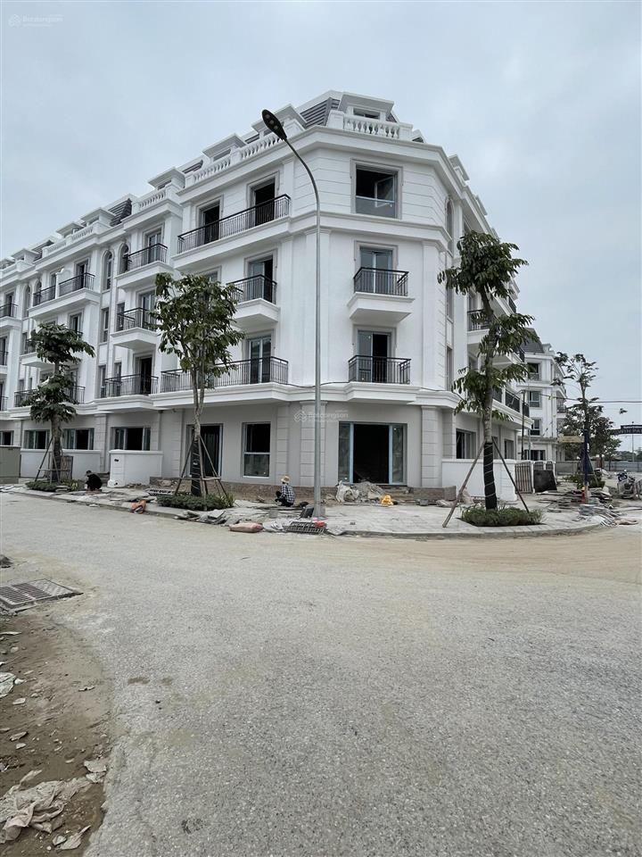 Hot ! cần bán gấp lô góc dtich 114,7m / mt 20m xây thô hoàn thiện mặt ngoài 5 tầng giá đầu tư