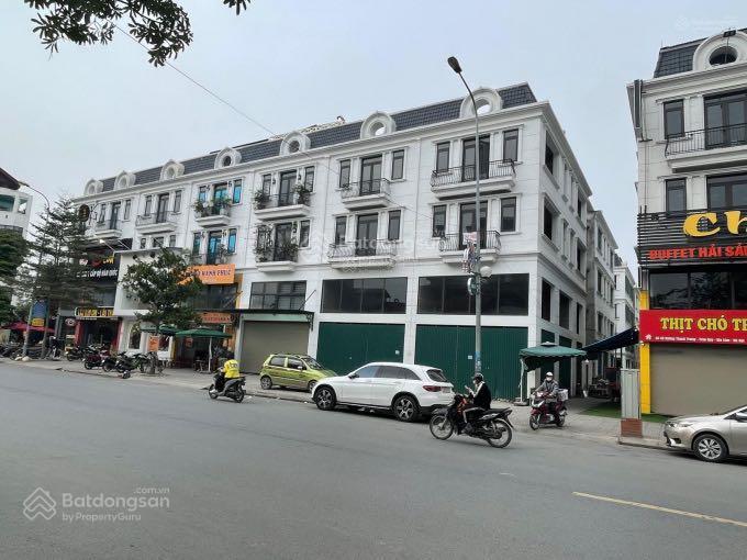 Bán liền kề phố thành trung, dt 90m2, xây 3.5 tầng, mặt tiền 6m, vỉa hè 8m, kd siêu tốt, 0962 712 ***
