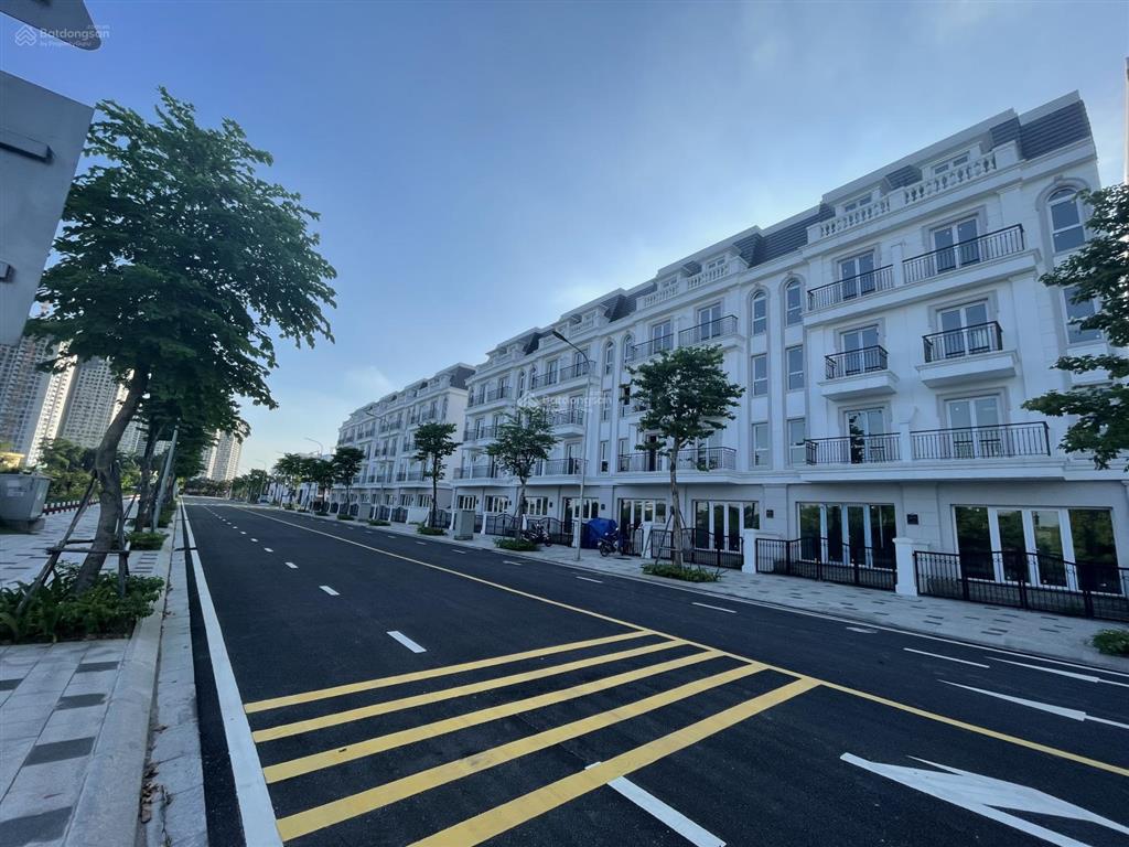 Cần bán gấp lô liền kề xẻ khe bàn trắng đường 22m view tttm kinh doanh tốt, sổ đỏ sẵn giao dịch