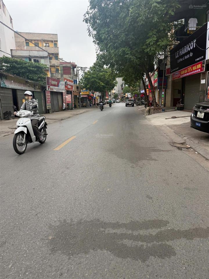 Bán nhà mp đường trâu quỳ drich 122m / mt 5m đang cho siêu thị thuê 35tr / 01 tháng giá đầu tư