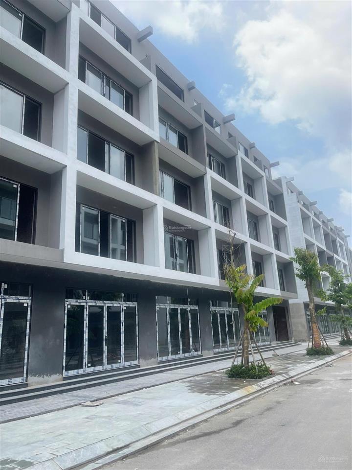 Cần bán gấp lk diện tích 75m2 / mt 5m xây thô hoàn thiện mặt ngoài 5 tầng giá đầu tư
