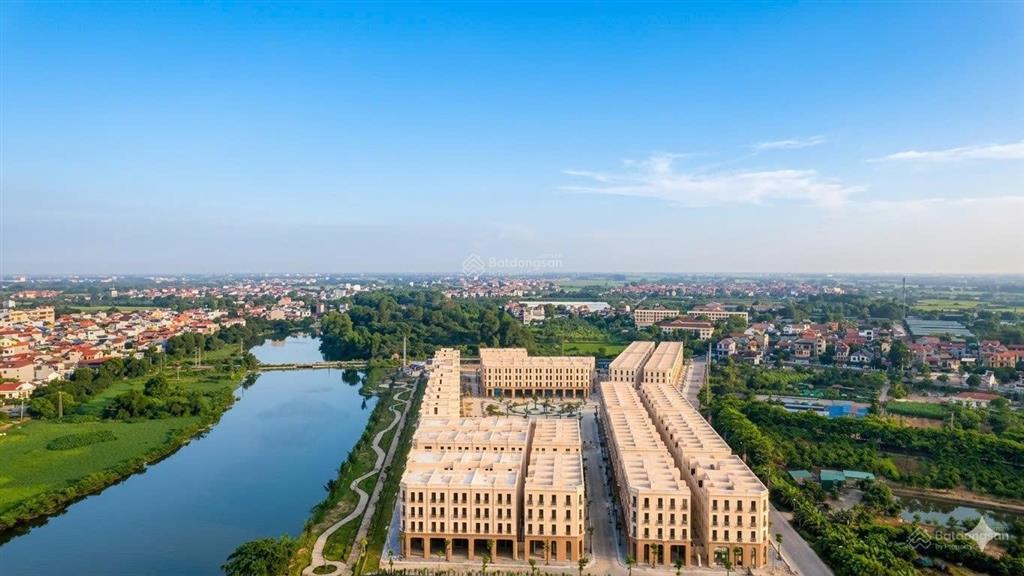 Bán suất ngoại giao vip dtich 75m /mt 5m view công viên hướng đn giá tốt