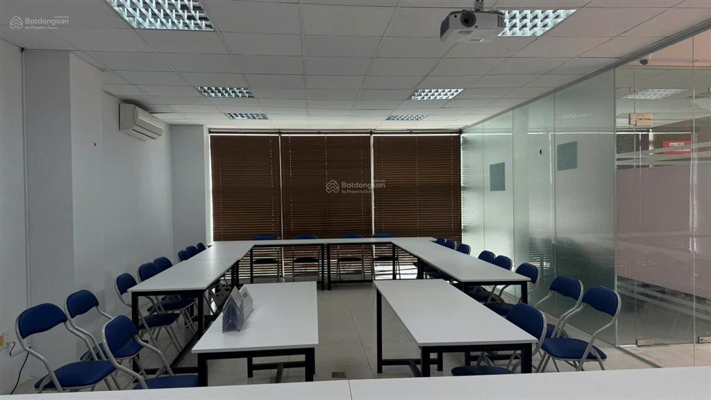 Cho thuê văn phòng 75m2 bình thạnh