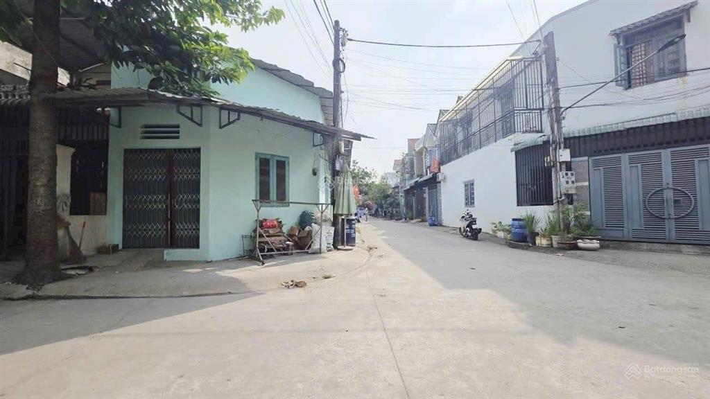 Hạ giá 200tr bán lô đất góc 2 mặt tiền thuộc phường đông hòa giá tốt . tặng 4 phòng trọ