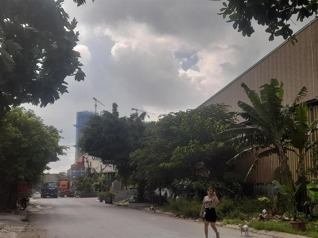 Chuyển nhượng quỹ đất đẹp 19711m2 góc 2mt trung tâm tp dĩ an. đang có hđ thuê 750tr/tháng