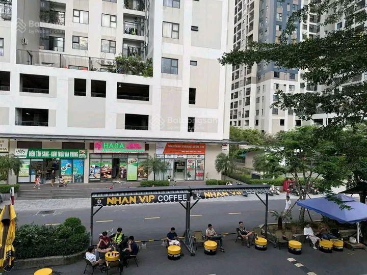Bán căn shophouse góc 2mt vị trí đẹp đối diện 2 cụm chung cư charm 550 kinh doanh đắc địa