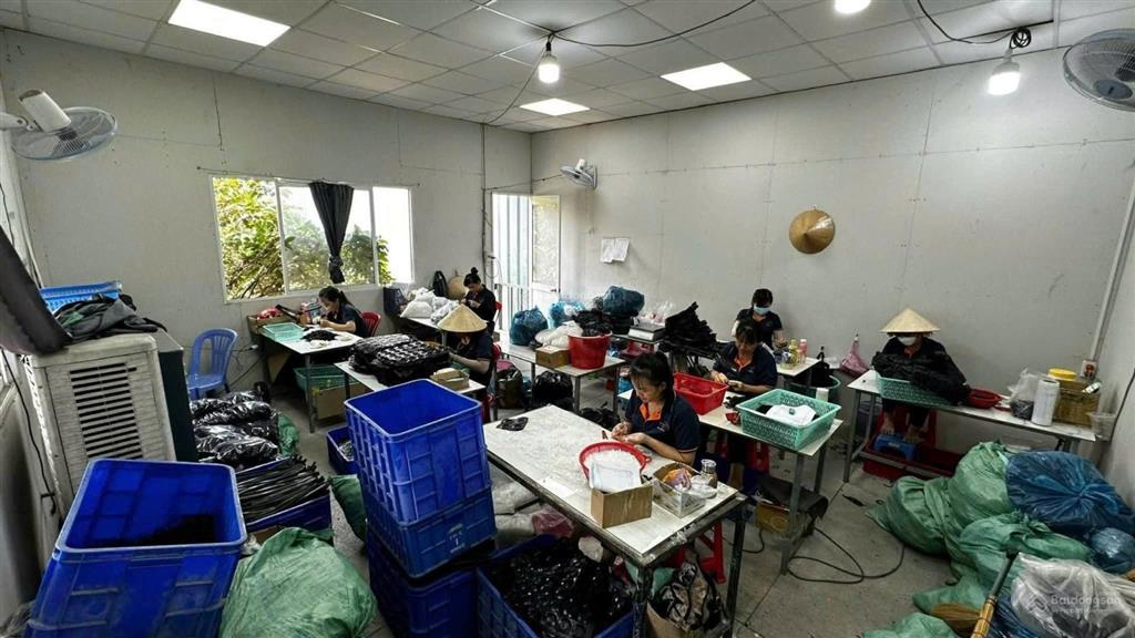 Bán xưởng sản xuất diện tích 1272m2 đường dt747 thái hòa tân uyên