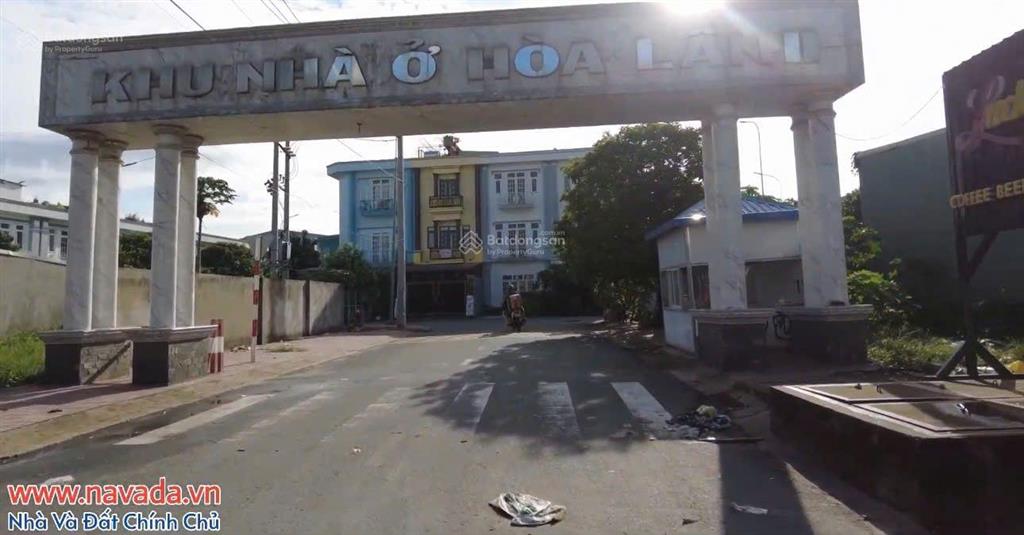 Bán căn nhà 1 trệt 1 lầu dt đất 74.7m2 ngang 5m đường thuận giao 19 giá 3.79 tỉ