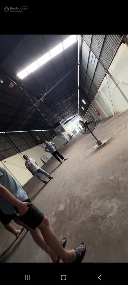 Bán 300m2 ngang 10m khu đông an tân đông hiệp tặng kho hàng