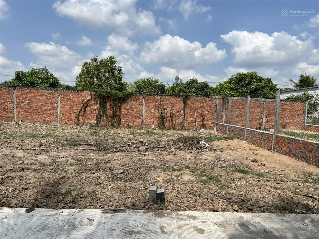 Đất mặt tiền đường dal. gần đh trà vinh. giá chỉ 210 triệu. phù hợp ở và đầu tư