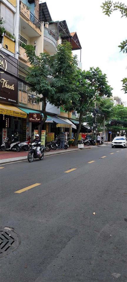 Bán nhanh trong tháng mt nhiêu tâm q5, 4.8x22m 115m2 chỉ 40 tỷ
