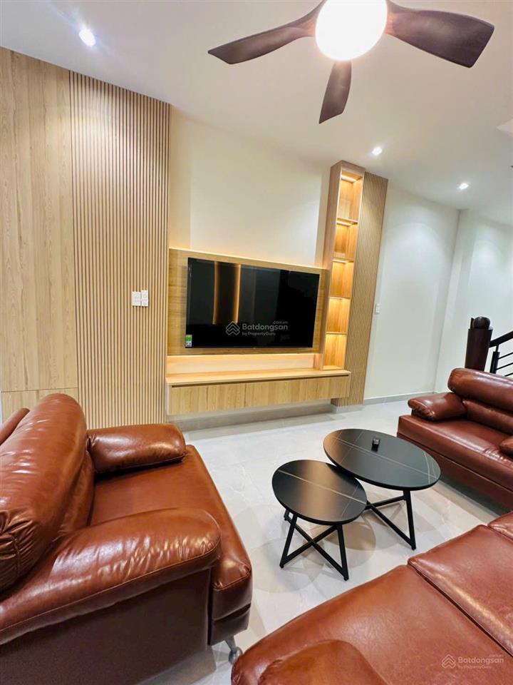 Bán nhà mặt tiền bùi hữu nghĩa đối diện chợ hòa bình 4.1x22m nhà cấp 4 chỉ 20 tỷ