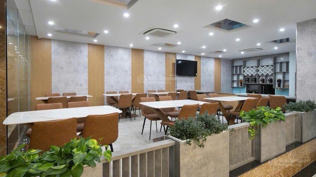 Tòa căn hộ khách sạn an thượng 29  ngay trung tâm phố tây