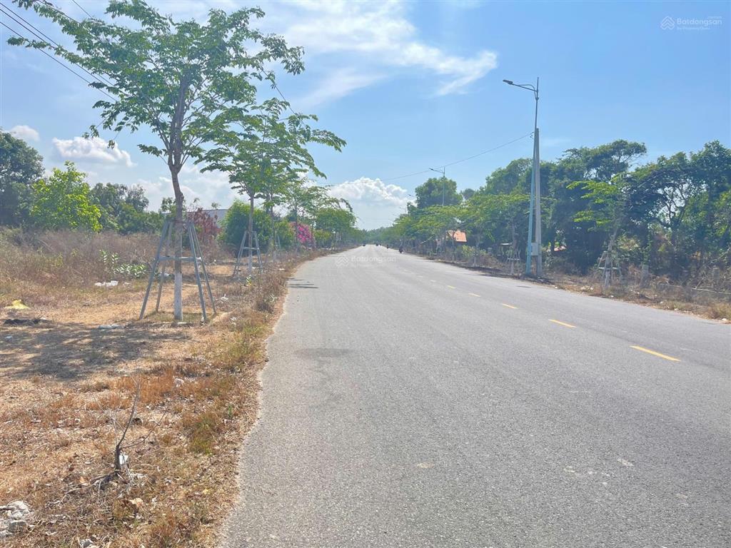Bán 31m x 101m đất ont mặt tiền hùng vương  tân tiến  lagi view biển giá ngộp 400 triệu/m ngang