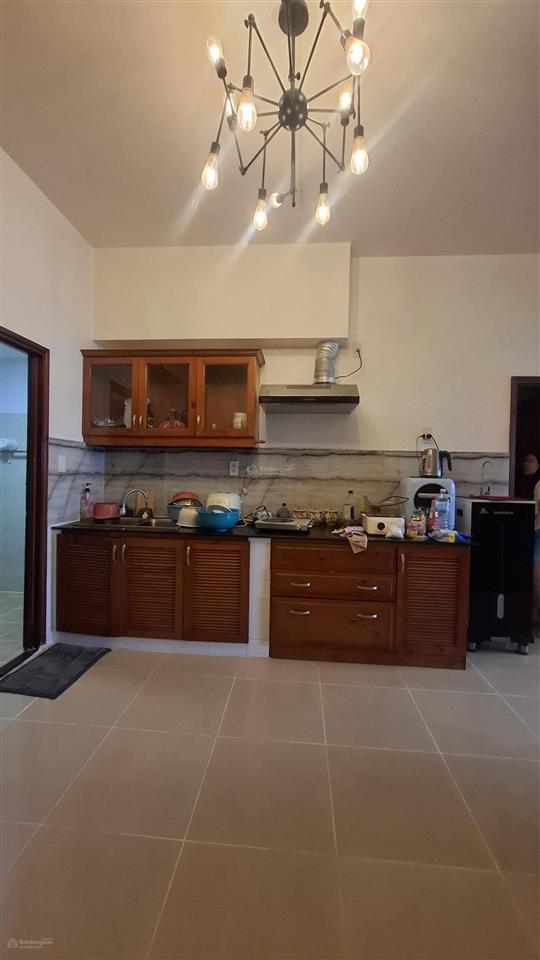 Bán gấp shophouse conic đông nam á. diện tích 160m2 gồm 1tr 1lầu. sổ hồng riêng. giá 4ty1
