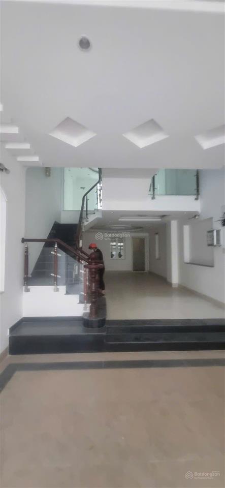 Bán nhà mặt tiền đường chính (rộng 25m) kdc 13e intresco, phong phú, bình chánh. 5x20 lầu. giá 9tỷ8