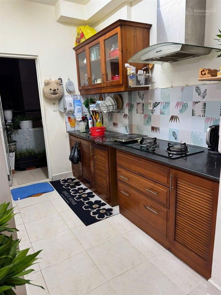 Bán gấp căn hộ conic đông nam a kdc conic 13b.căn góc 72m2 2phong 2wc nội thất.giá 2ty350