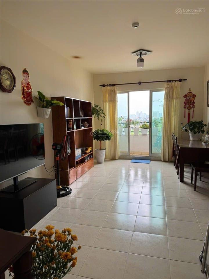 Bán gấp căn hộ conic đông nam a kdc conic 13b.căn góc 72m2 2phong 2wc nội thất.giá 2ty350