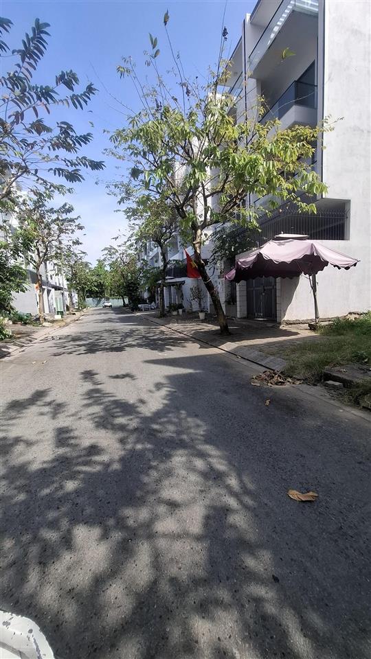 Bán gấp lô đất kdc conic 13b mặt tiền nguyễn văn linh. 6x18 sổ hồng. giá 6ty6