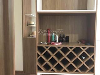 Chính chủ cho thuê căn hộ 2pn full đồ cao cấp. tại 31 lê văn lương.  0976 196 ***.