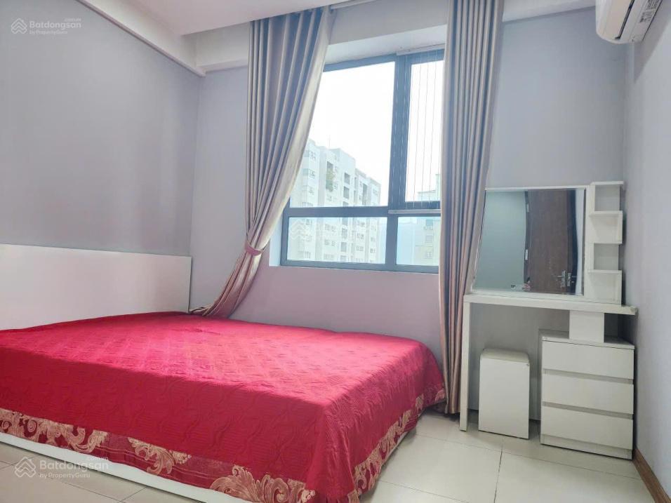 Chính chủ cho thuê căn hộ 2pn full đồ cao cấp. tại 31 lê văn lương.  0976 196 ***.