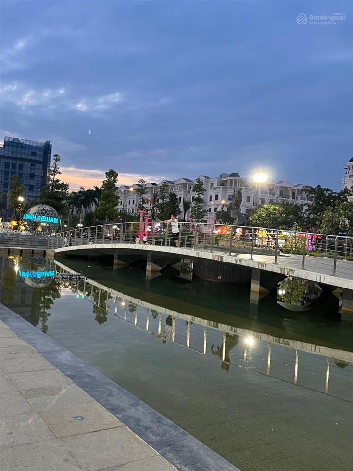 Bán căn biệt thự chính diện quảng trường nhạc nước hoà bình khu cityland park hills hàng cực phẩm ạ