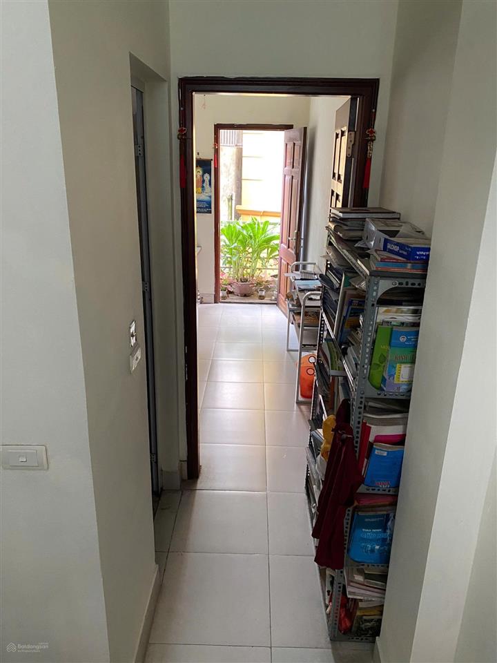 Cho thuê nhà riêng 3 tầng thúy lĩnh lĩnh nam hoàng mai 43m2, 3 ngủ, nhà thoáng, ngõ rộng
