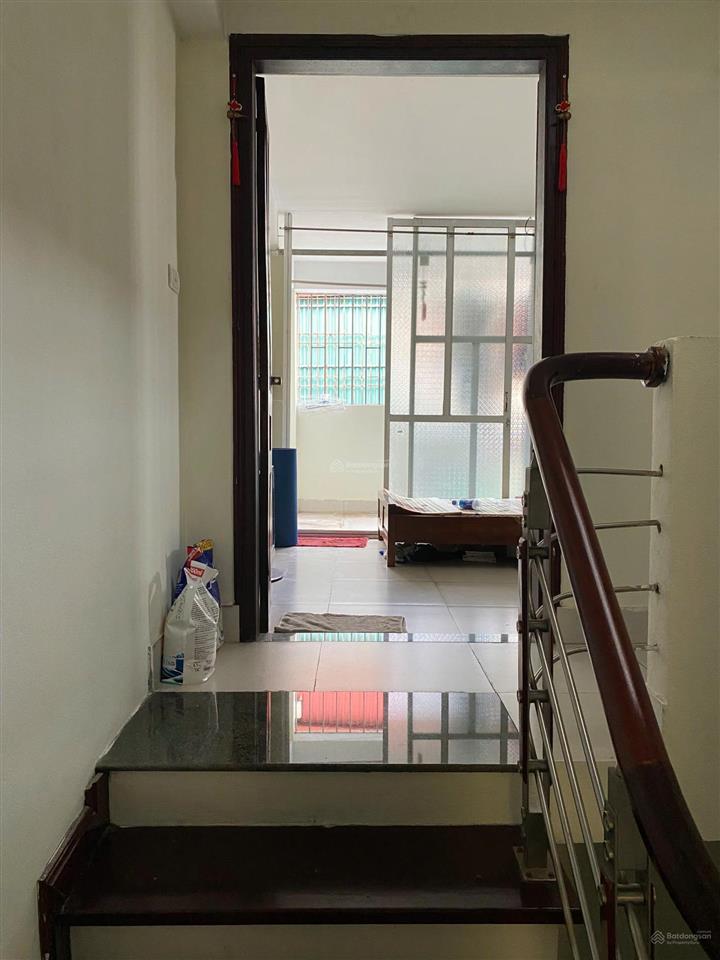 Cho thuê nhà riêng 3 tầng thúy lĩnh lĩnh nam hoàng mai 43m2, 3 ngủ, nhà thoáng, ngõ rộng