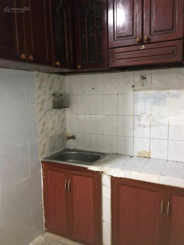 Cho thuê căn hộ tập thể tầng 2 ngõ hương viên, hai bà trưng 40m2 khép kín, đủ đồ, gần hồ, ở ngay