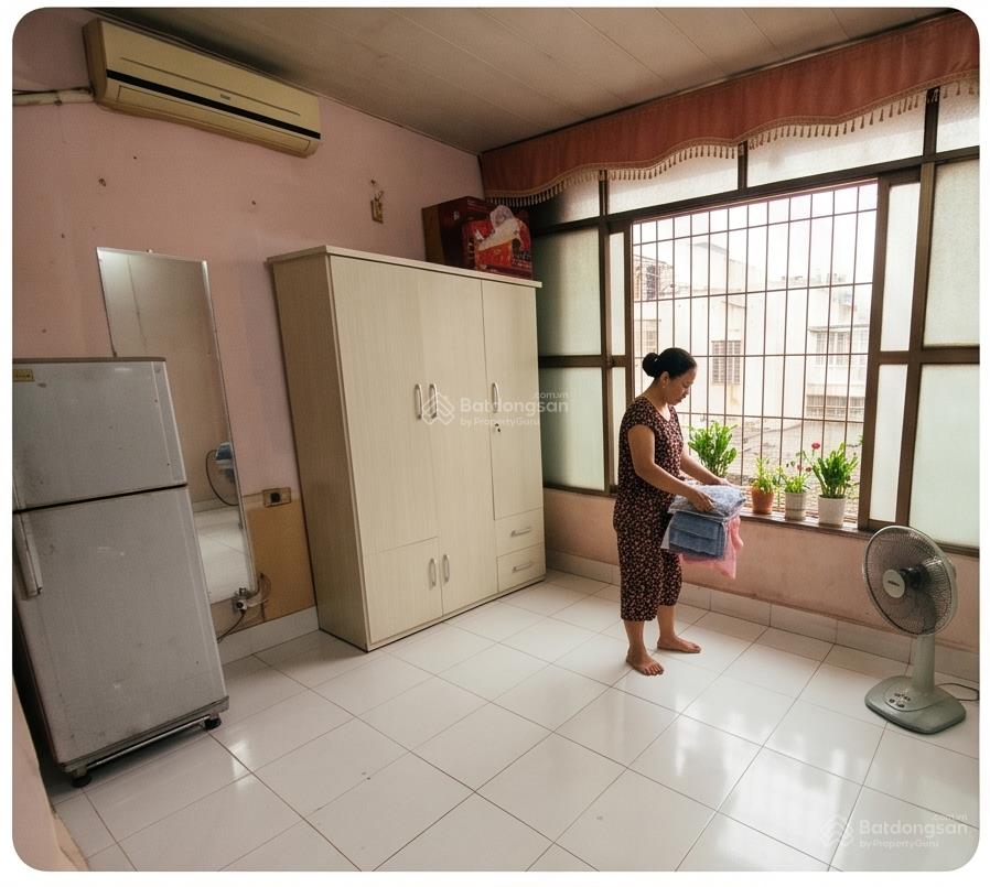 Cho thuê căn hộ tập thể tầng 2 kim liên đống đa 17m2 khép kín đủ đồ gần bách kinh xây