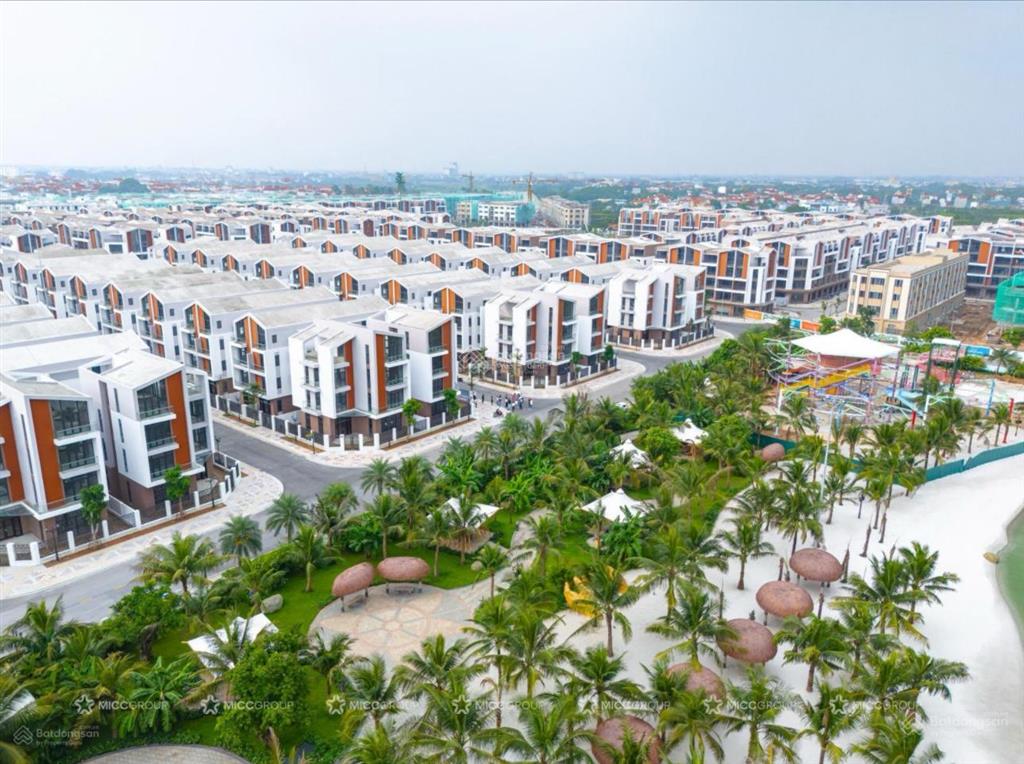 Bán biệt thự đơn lập góc mặt hồ ánh dương vinhomes ocean park 3 giá siêu tốt