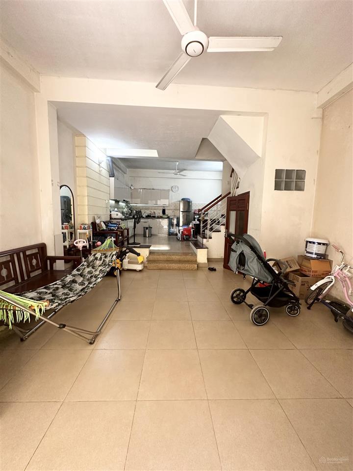 Cho thuê nhà nguyên căn ngõ 401 xuân đỉnh