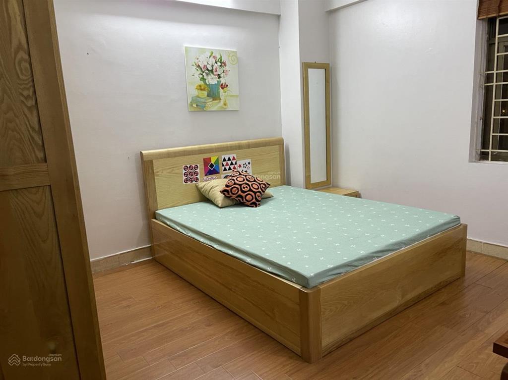 Cho thuê chcc 3 phòng ngủ, nhà k2, khu đô thị việt hưng