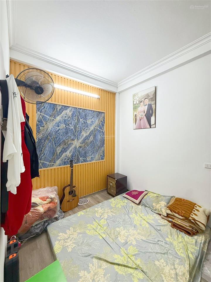 5.8 tỷ, 22/25m2, 5 tầng, full nội thất, mt 4.3m, nguyễn đức cảnh
