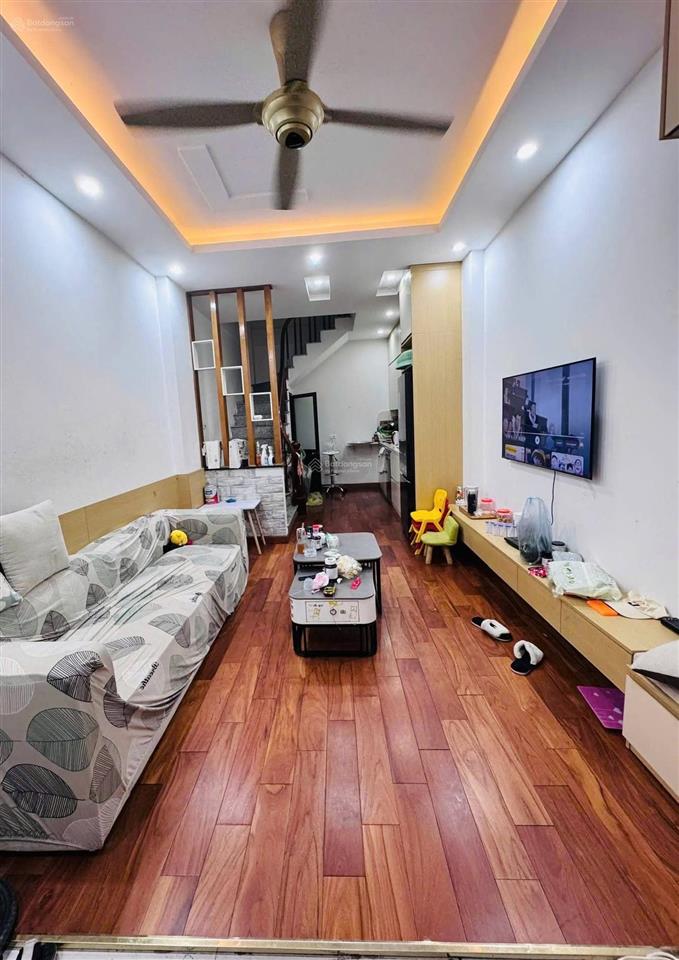5,5 tỷ, 24,3m2, 5 tầng, 3 ngủ, bạch mai, thanh nhàn, hai bà trưng