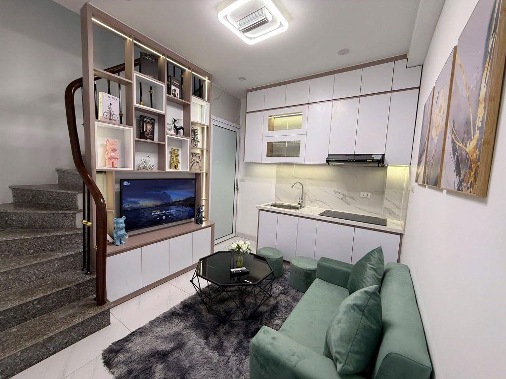 3.95 TỶ-16M2-4 TẦNG-20M Ô TÔ-MẠC THỊ BƯỞI-MINH KHAI-0985826871