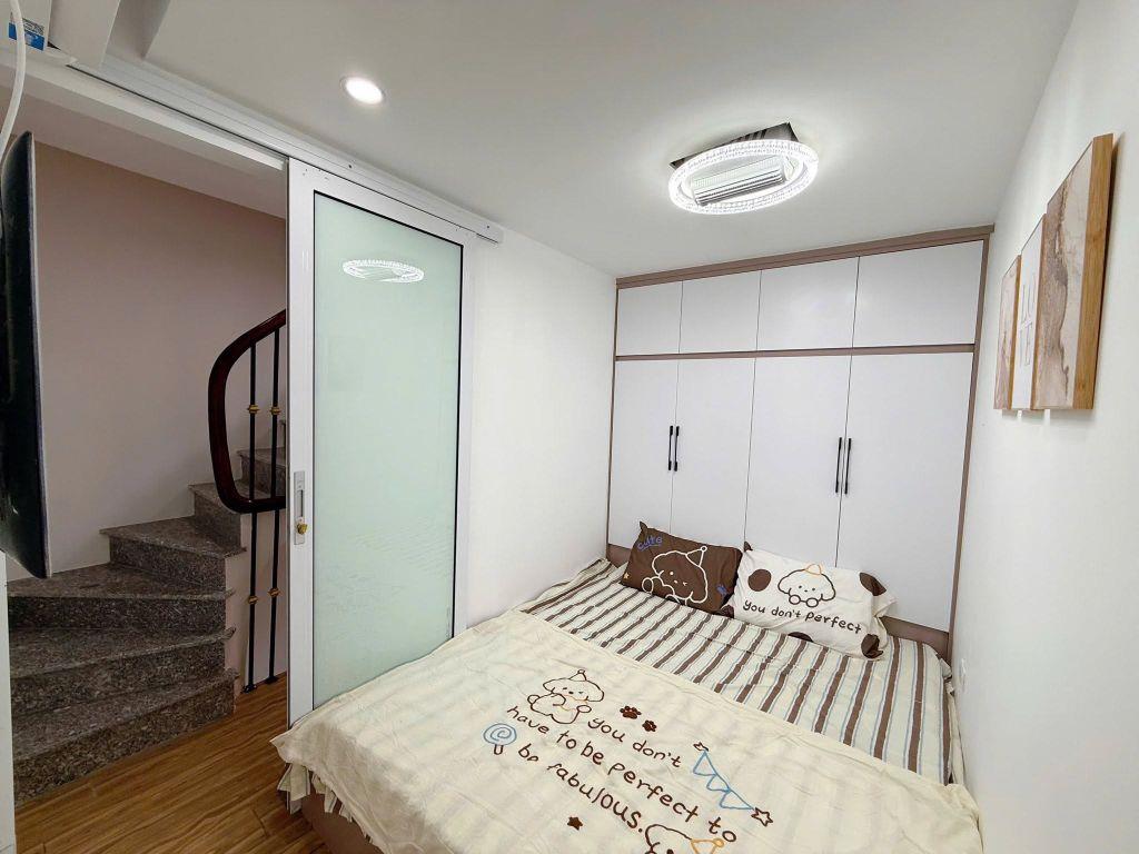 3.95 TỶ-16M2-4 TẦNG-20M Ô TÔ-MẠC THỊ BƯỞI-MINH KHAI-0985826871
