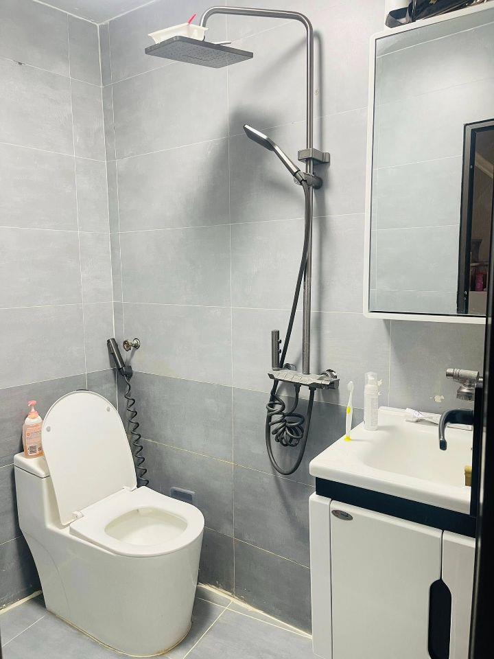 5.5 TỶ – 22M2 – 5 TẦNG – 3 NGỦ – NGÕ NÔNG THOÁNG – MINH KHAI – 0985.826.871